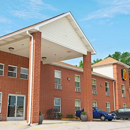 فندق سوبر 8 باي ويندام مطار سانت. لويز Woodson Terrace المظهر الخارجي الصورة